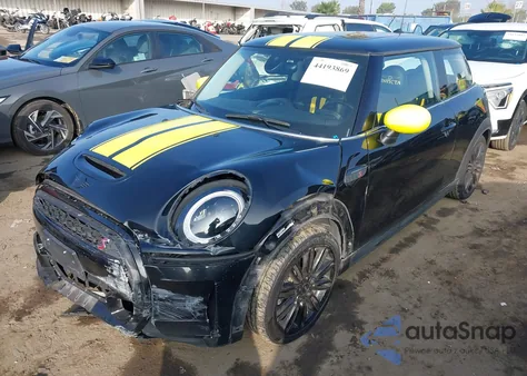 2023 Mini Hardtop Cooper S из США, поврежденный, VIN WMW53DH05P2T35615
